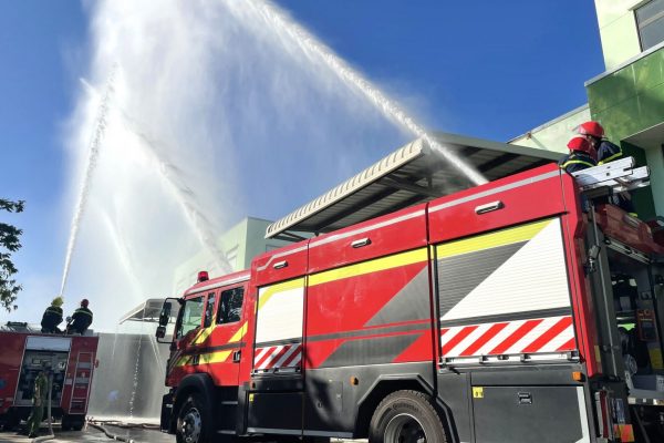 z2923015776982_2a5ff53a80da108a33982711d97e7b9e(1)